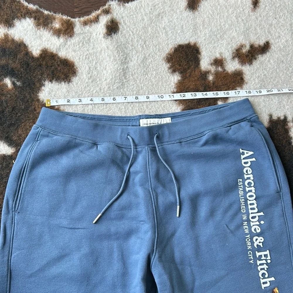Abercrombie & Fitch Sweatpants – Size XL – Soft Interior – Casual Style - Picture 6 of 9